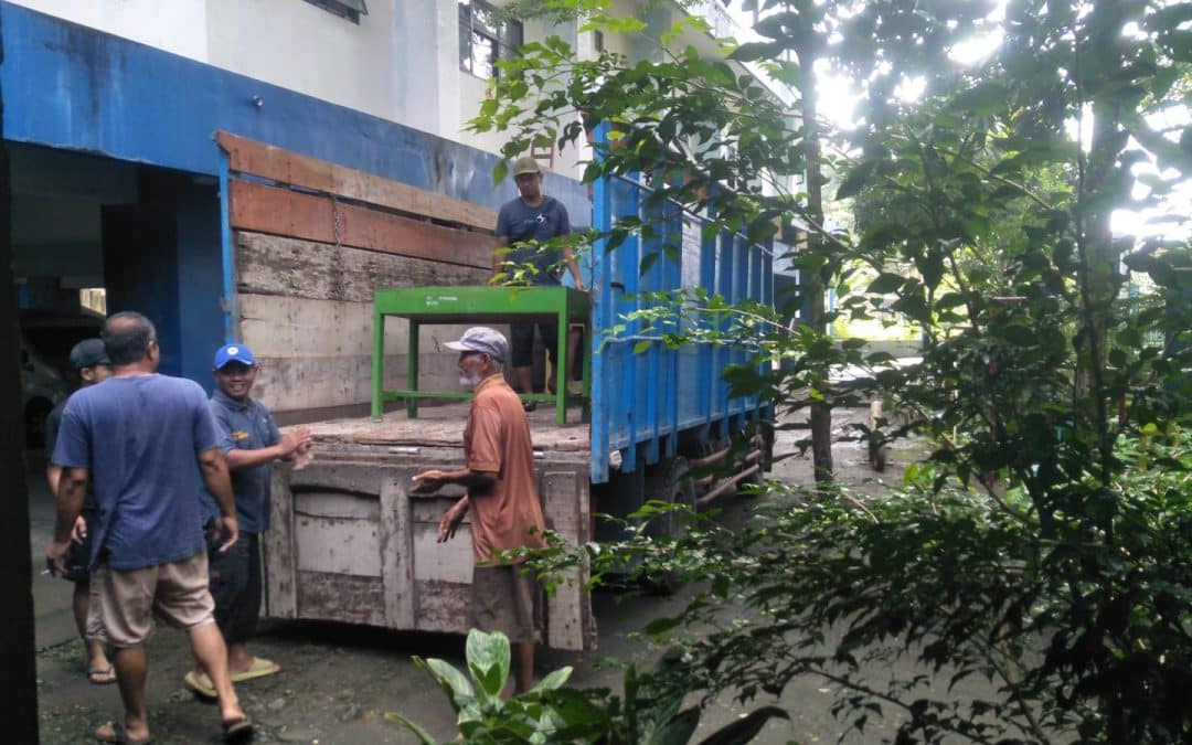 MI Muhammadiyah Karanganyar Wujudkan Semangat Ta’awun Antar AUM Melalui Sedekah Meubelair