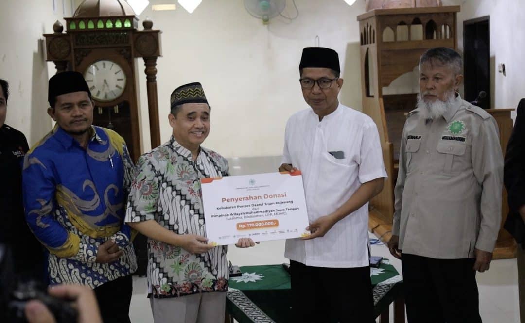 Gerak Cepat! Lazismu dan PWM Jateng Salurkan Bantuan Rp170 Juta untuk Ponpes Terbakar di Cilacap