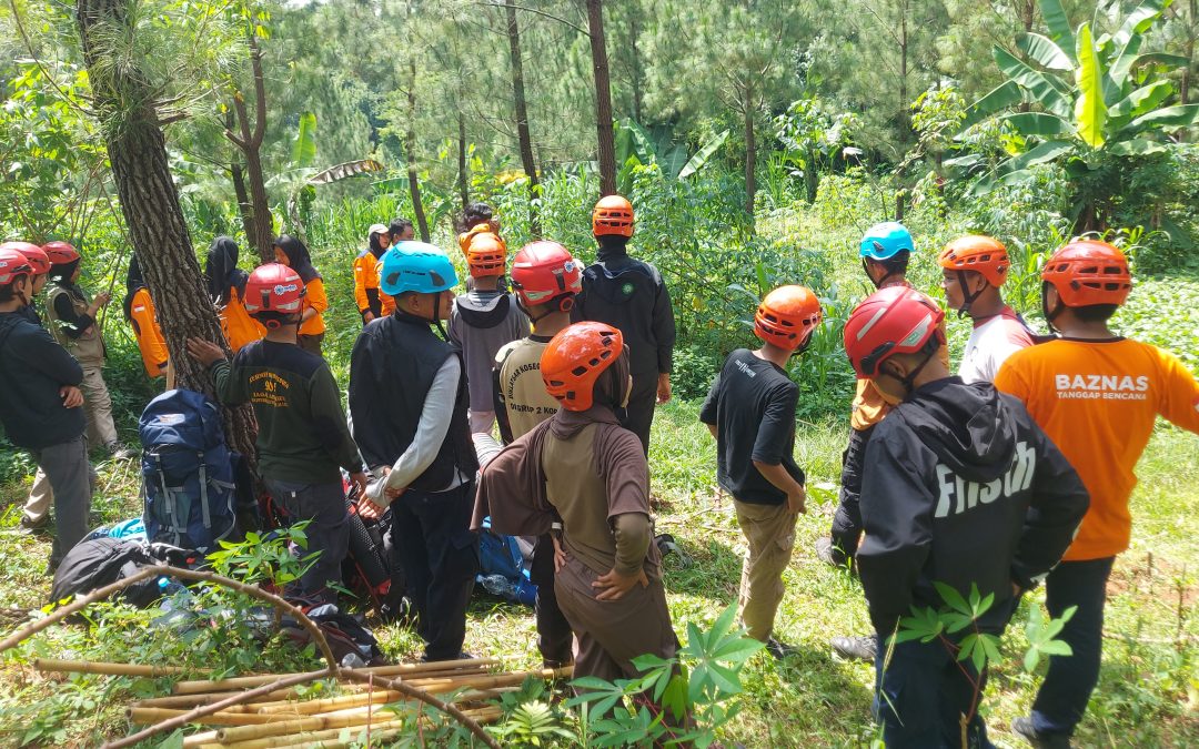 Diklat-SAR MDMC Karanganyar Siapkan Relawan Kemanusiaan Tangguh