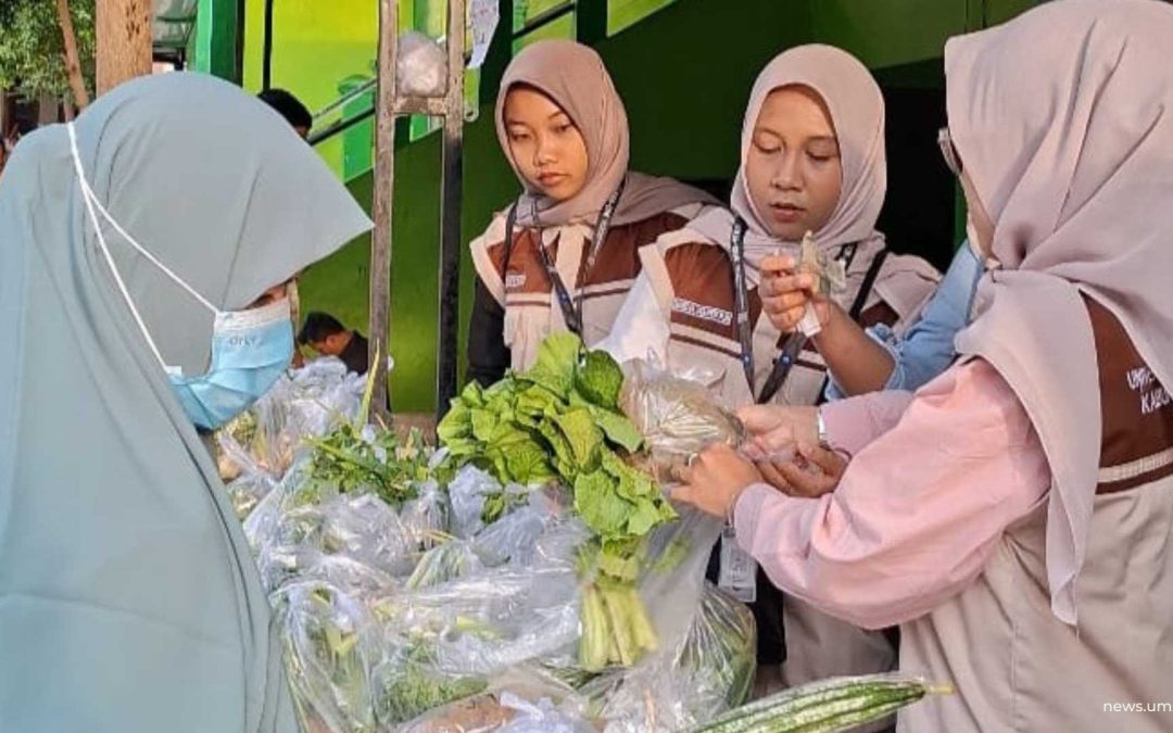 Bantu Ekonomi Warga, KKN Dik UMS Kelompok 19 Luncurkan Program SAYANG untuk Ringankan Beban Masyarakat
