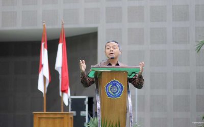 Tingkatkan Kualitas Pendidik, Wamendikdasmen Dorong Reformasi Tata Kelola Guru dari UMS