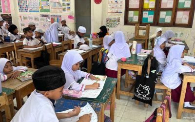 Mahasiswa UMS Terapkan Metode Pembelajaran Fonetik Saat Mengajar di Thailand