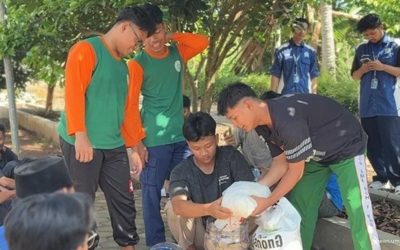 Edukasi Lingkungan, Mahasiswa KKN-Dik UMS Ajak Siswa SMA Muhammadiyah 1 Wonogiri Olah Sampah Jadi Kompos