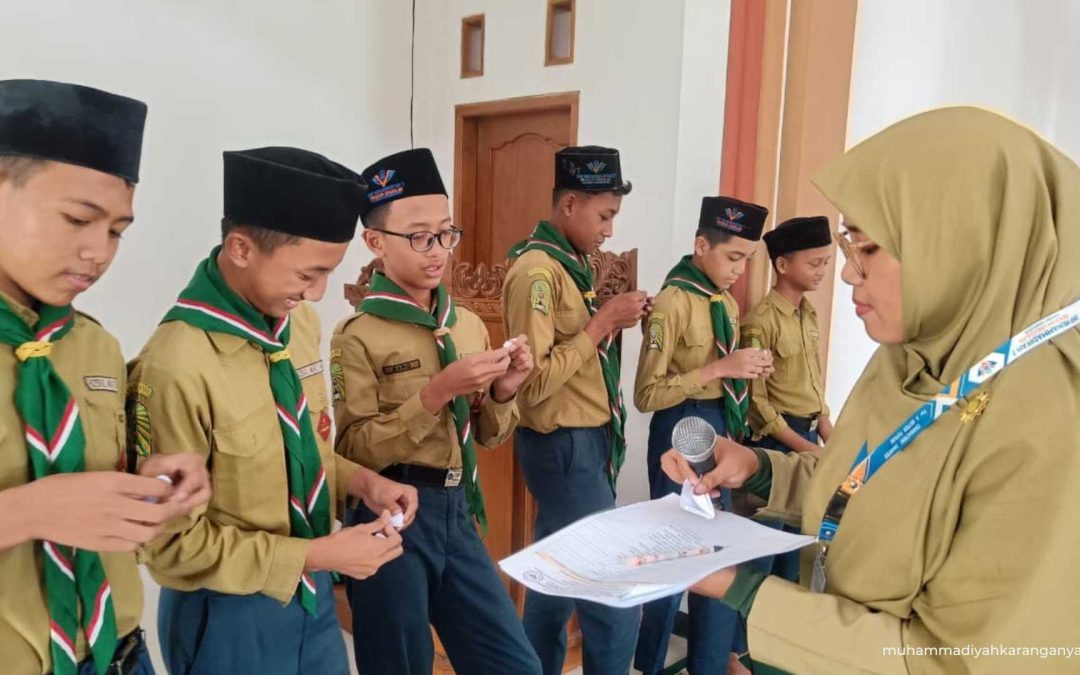 Sambut Ramadan, Siswa Lintas Kelas di SMP Muhammadiyah 7 Program Unggulan Colomadu Ikuti Sosialisasi Enlightening Ramadan Bertema “Salat: Antara Gerak, Makna, dan Hati”