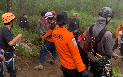 KMPA Giri Bahama UMS Kirim 14 Personel untuk Operasi SAR di Bukit Mongkrang