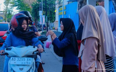 Semarak Ramadan di MI Muhammadiyah Karanganyar: Dari Pesantren Kilat hingga Turun ke Jalan Bagi Takjil