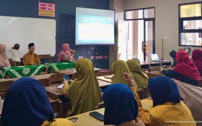 Penguatan Kapasitas Kepemimpinan dan Literasi Digital, Tim Pengabdian UMS Dampingi PCNA Colomadu