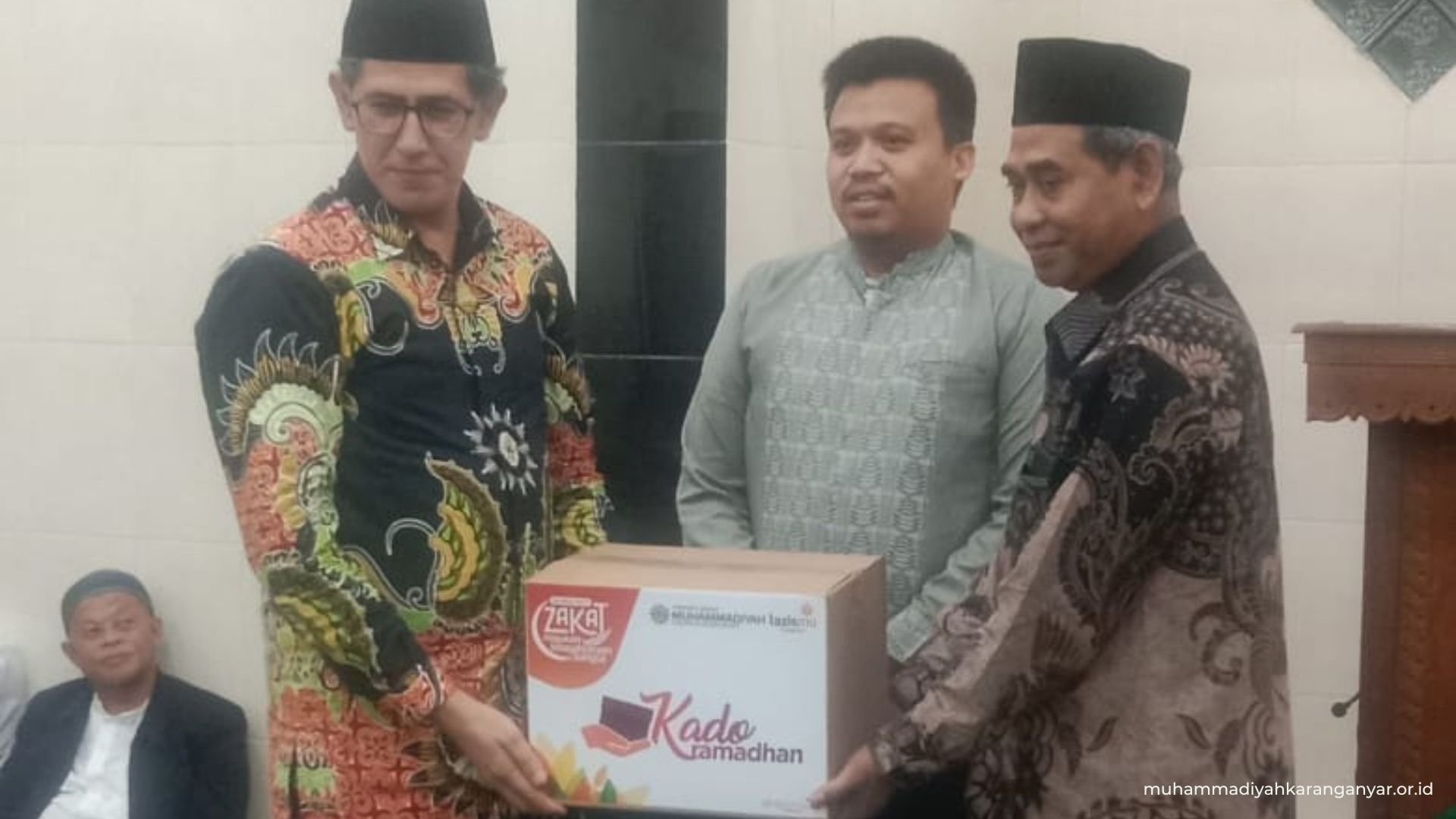 news pdm karanganyar – Sinergi PDM Karanganyar dan PCM Kerjo_ Perkuat Dakwah Lewat Tarling di Masjid An Nur (3)