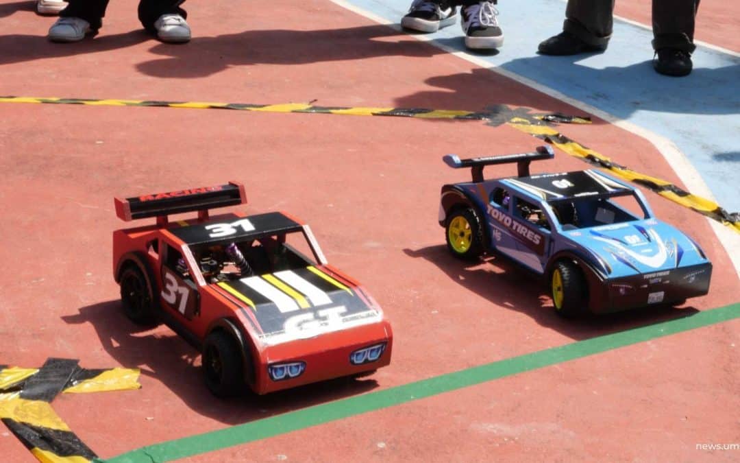 Mahasiswa Teknik Industri UMS Unjuk Karya Mobil GT3 di Ajang Expo RACE