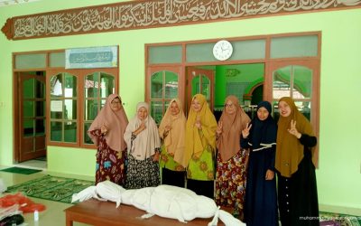 Edukasi Pemulasaran Jenazah, PCA Gondangrejo Latih Warga Ledok