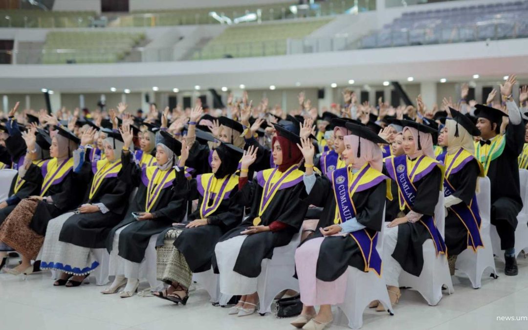 Inovasi Wisuda UMS, Pakai Gelang Barcode AI untuk Panggil Wisudawan