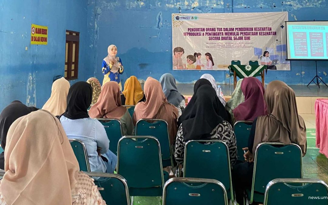 Kesmas UMS Edukasi Orang Tua tentang Komunikasi Kesehatan Reproduksi Anak di Desa Sindon Boyolali