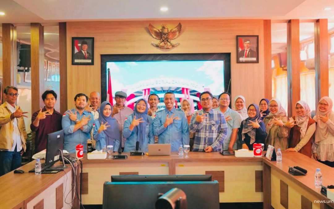 Jajaki Kolaborasi dan Kurikulum, Prodi Ilmu Komunikasi UMS Sambangi FISIP UNDIP