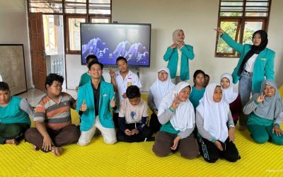 Cegah Kekerasan Seksual, Tim PKM-PM UMS Terapkan Smart Body Care di SLB Negeri Colomadu