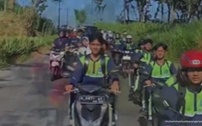 Rayakan Milad ke-41, SMA Muhammadiyah 1 Bangsri Adakan Pawai Ta’aruf dan Bagikan Nasi Gratis