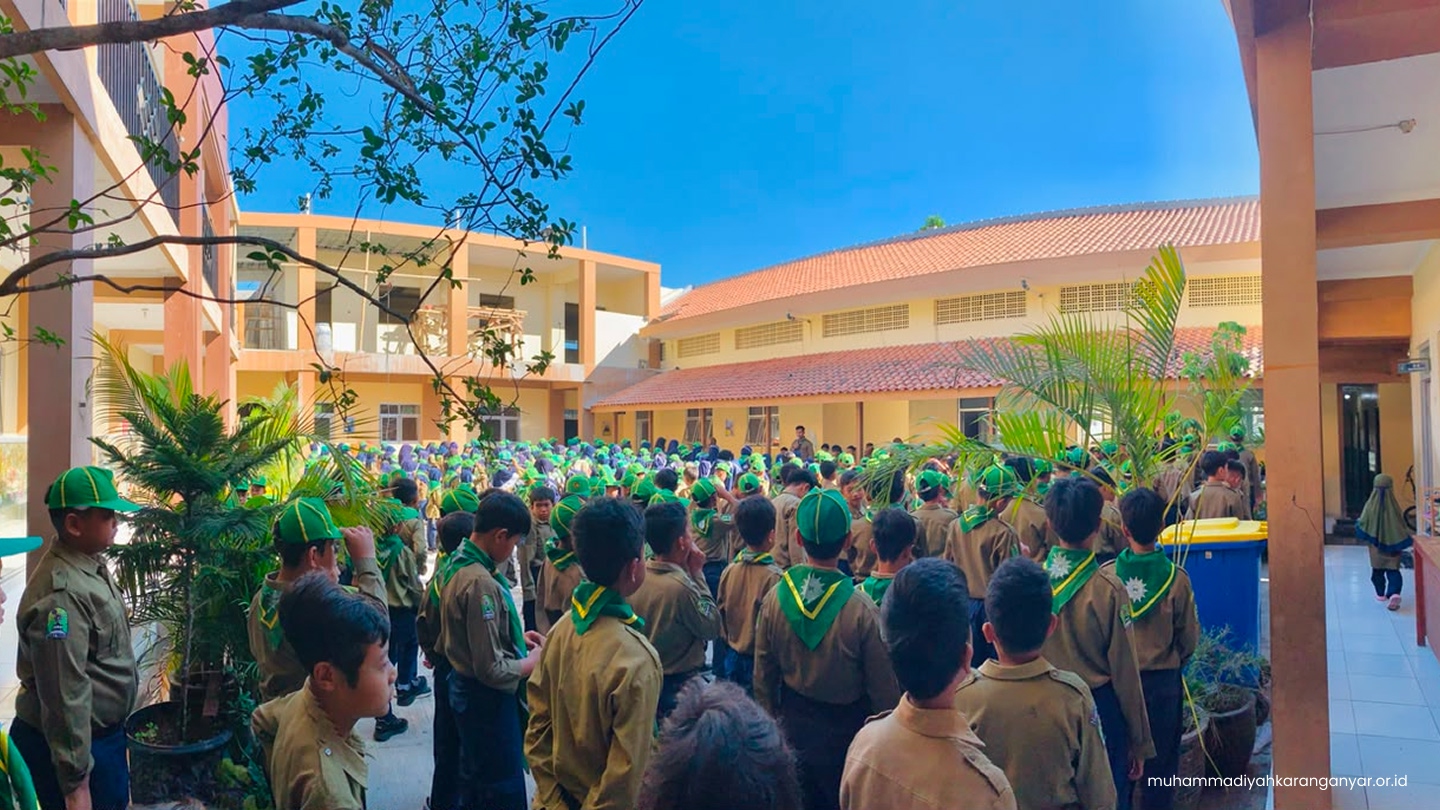 SD Muh PK Banyudono Bekali Santri Jiwa Kepemimpinan Lewat Latihan Upacara Athfal