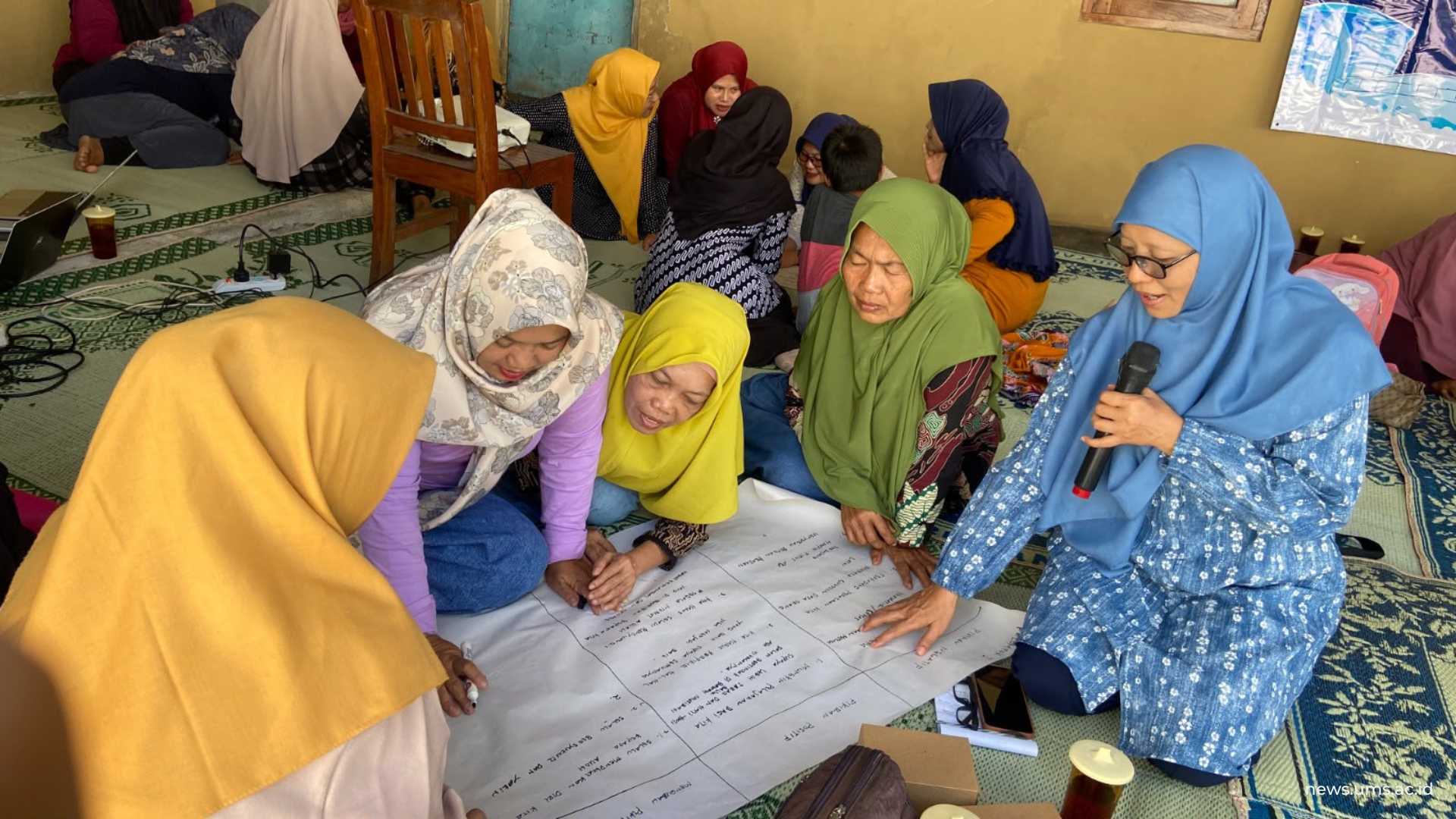 Tingkatkan Kesejahteraan Psikologis Ibu Rumah Tangga, Tim Psikologi UMS Gelar Pelatihan Kebersyukuran di Wonogiri (2)