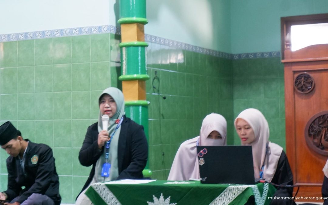 Sinergi Sekolah dan Rumah, MIM Digdaya Bolon Bekali Orang Tua Siswa Kelas 1