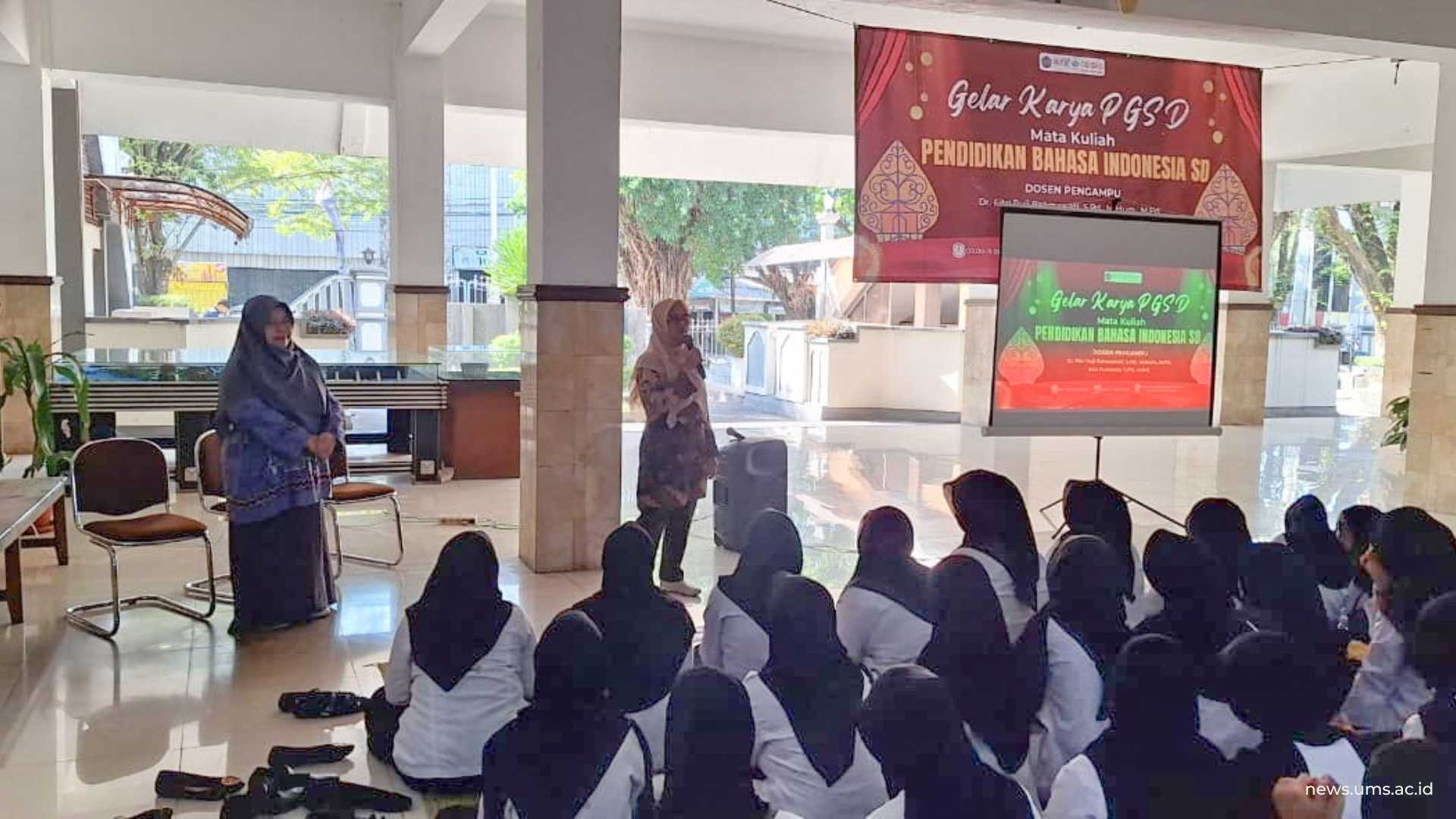 news.ums_.ac_.id-Mahasiswa-PGSD-UMS-Pamerkan-49-Inovasi-Media-Pembelajaran-Bahasa-Indonesia-untuk-SD-2
