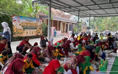 Memperkokoh Pendidikan Anak Usia Dini, Dua TK Aisyiyah di Colomadu Gelar Festival Paud Aisyiyah