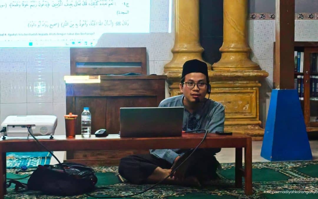 Inspirasi Alumni, Ustadz Satrio Wibowo Bekali Anak Panti Muhammadiyah Karanganyar Fondasi Islam