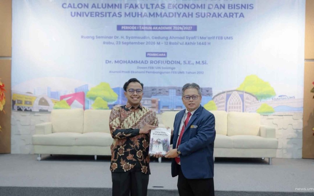 Pelepasan Wisudawan FEB UMS: 47 Lulusan Meraih Cumlaude, Alumni Didorong Hadapi Tantangan AI