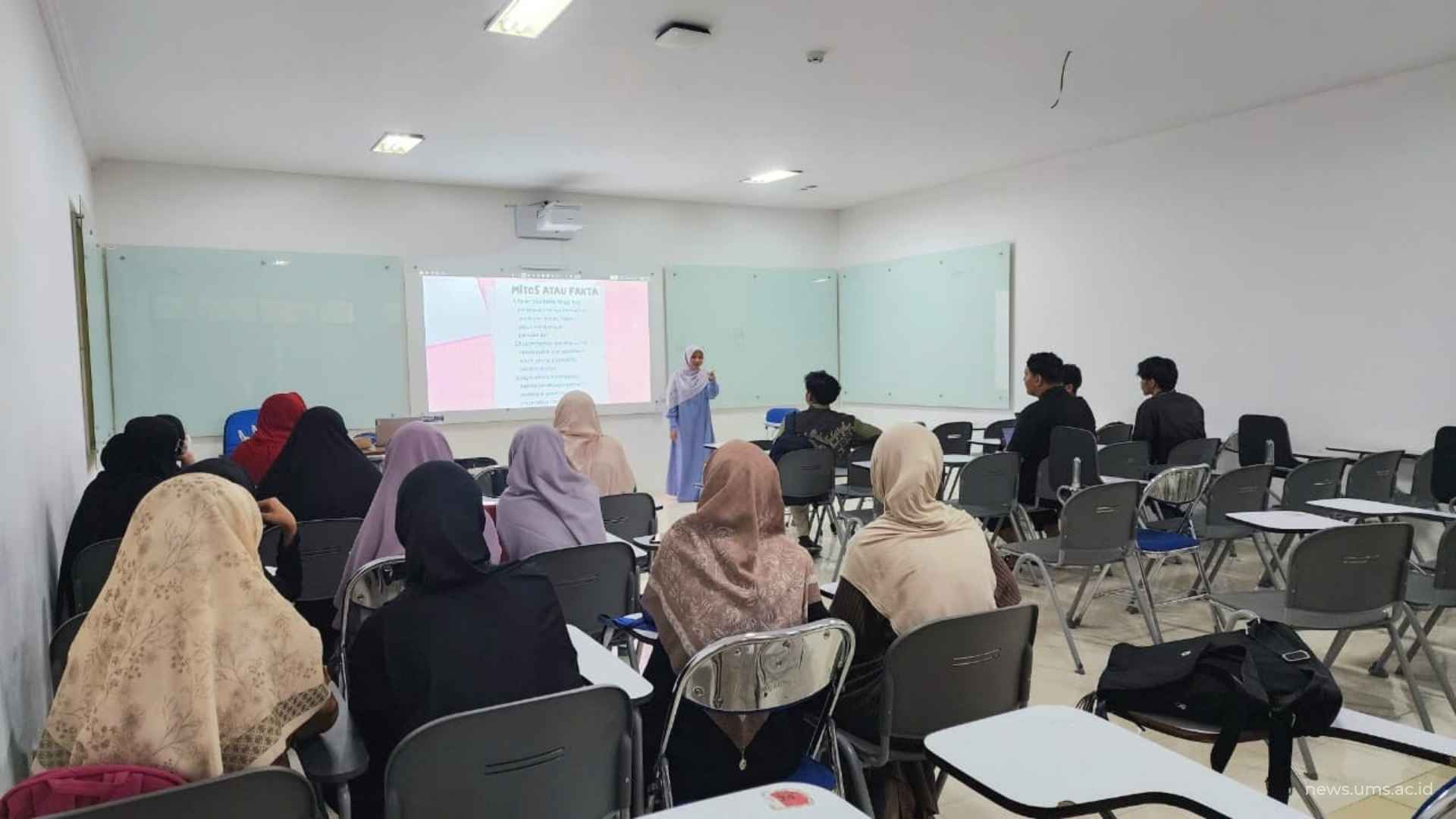 Soroti Isu Peran Perempuan dan Pendidikan, BEM FAI UMS Gelar Diskusi Revitalisasi Intelegensia (2)