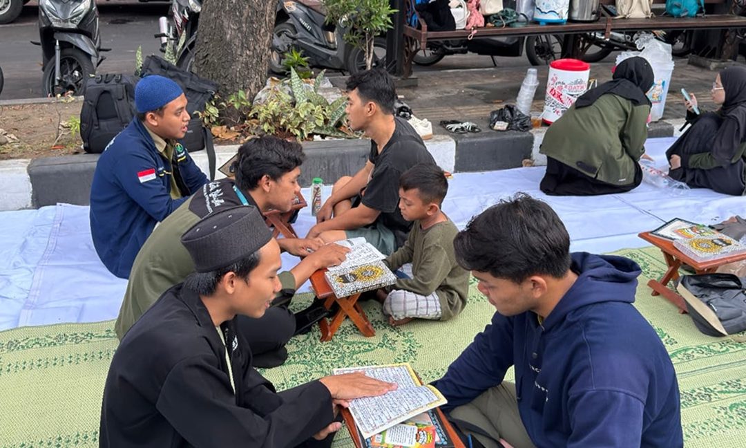 Kolaborasi Lintas Kampus, MPQ UMS dan UIN Surakarta Membumikan Al-Qur’an di CFD Solo