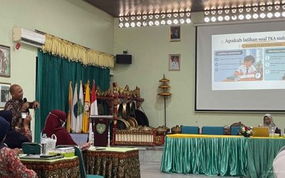 Tingkatkan Capaian TKA, MGMP Matematika Karanganyar dan UMS Manfaatkan AI untuk Asesmen