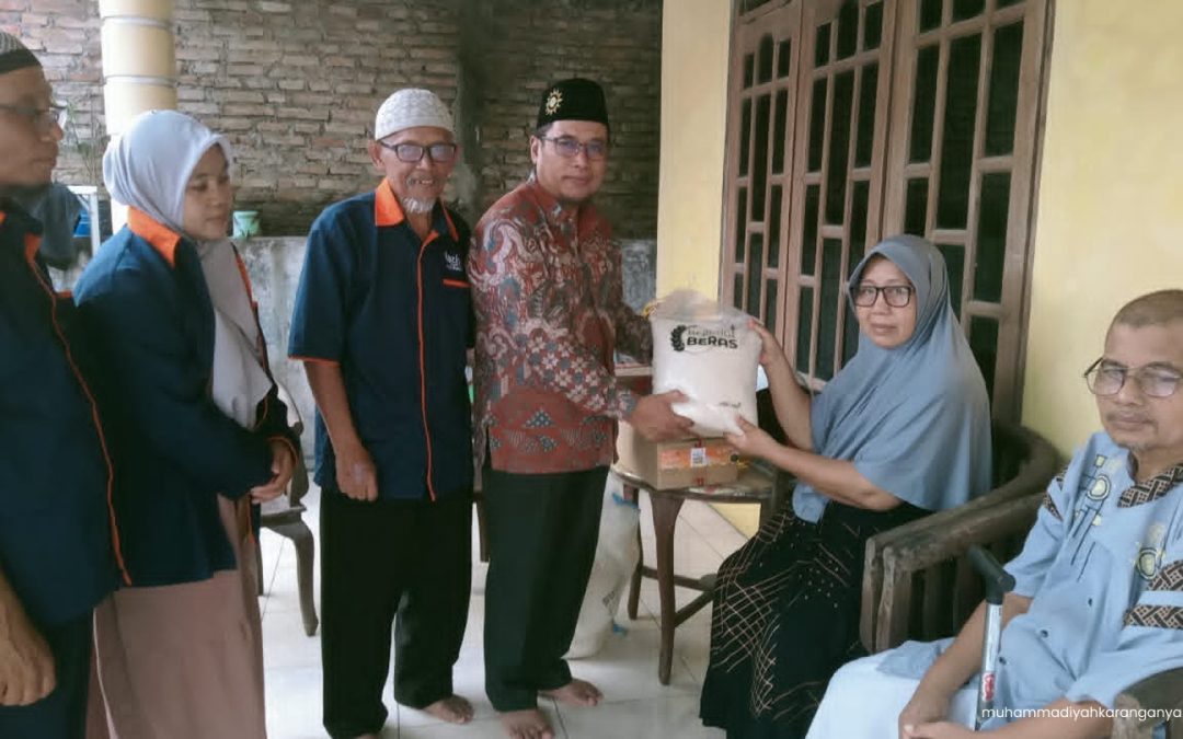 Gerak Cepat, Lazismu PCM Kebakkramat Salurkan Bantuan Darurat Korban Kebakaran di Waru
