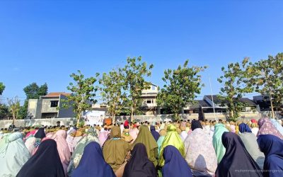 Kekeringan di Karanganyar: Warga dan Pelajar Muhammadiyah Bolon Salat Istisqa’ Memohon Hujan