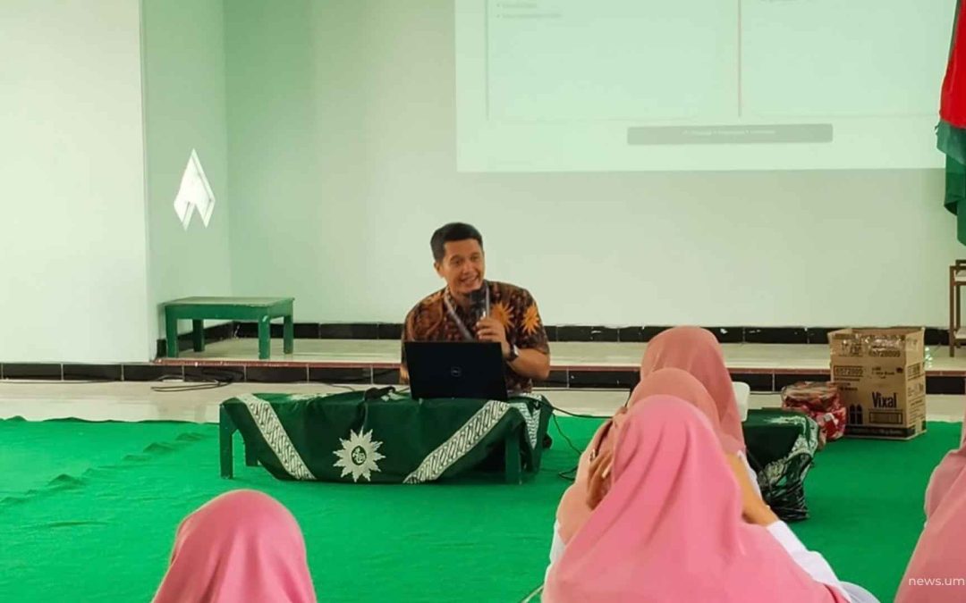 Tingkatkan Literasi Finansial Guru, FEB UMS Dampingi IGABA Baki Kelola Keuangan Digital